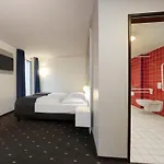 Berlin-alexanderplatz Hotel 3*