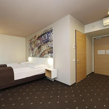 Berlin-alexanderplatz Hotell 3*